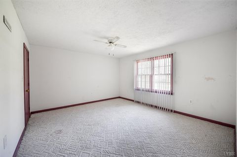 Tiny photo for 111 Omni Place, Forest, VA 24551 (MLS # 365593)