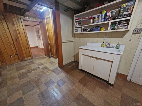 Tiny photo for 3906 Royal Boulevard, Lynchburg, VA 24503 (MLS # 364592)