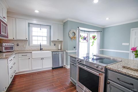 Tiny photo for 3906 Royal Boulevard, Lynchburg, VA 24503 (MLS # 364592)