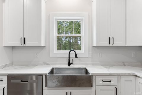 Tiny photo for 594 Community Road, Dillwyn, VA 23936 (MLS # 365898)