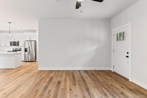 Tiny photo for 594 Community Road, Dillwyn, VA 23936 (MLS # 365898)