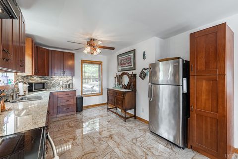 Tiny photo for 125 River Breeze Court, Howardsville, VA 24562 (MLS # 362989)