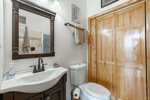 Tiny photo for 125 River Breeze Court, Howardsville, VA 24562 (MLS # 362989)