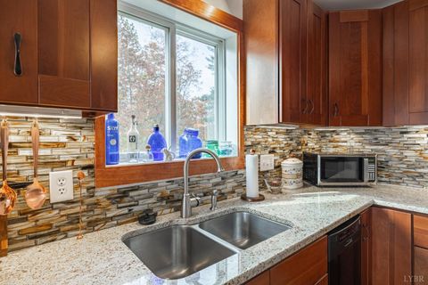 Tiny photo for 125 River Breeze Court, Howardsville, VA 24562 (MLS # 362989)