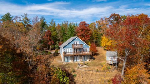 Tiny photo for 125 River Breeze Court, Howardsville, VA 24562 (MLS # 362989)