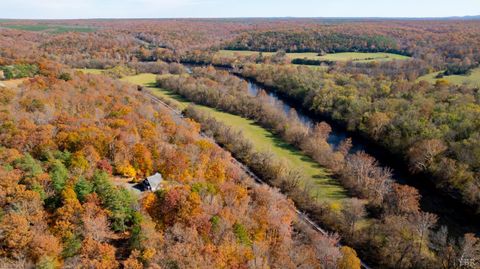 Tiny photo for 125 River Breeze Court, Howardsville, VA 24562 (MLS # 362989)