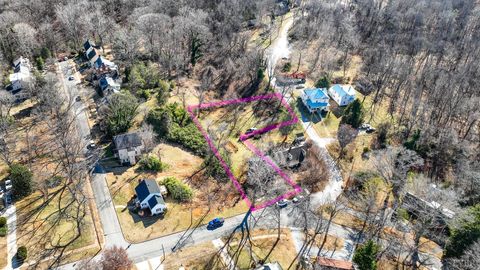 Tiny photo for 414 Norfolk Avenue, Lynchburg, VA 24503 (MLS # 363970)