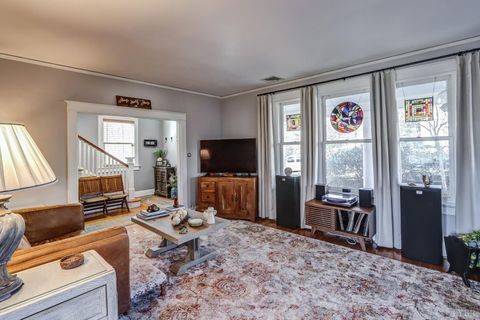 Tiny photo for 414 Norfolk Avenue, Lynchburg, VA 24503 (MLS # 363970)