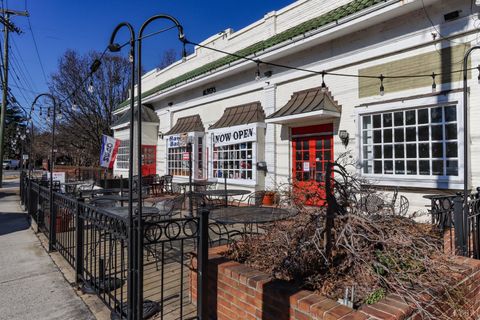 Tiny photo for 414 Norfolk Avenue, Lynchburg, VA 24503 (MLS # 363970)