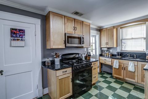Tiny photo for 414 Norfolk Avenue, Lynchburg, VA 24503 (MLS # 363970)