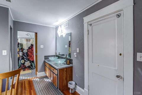 Tiny photo for 414 Norfolk Avenue, Lynchburg, VA 24503 (MLS # 363970)