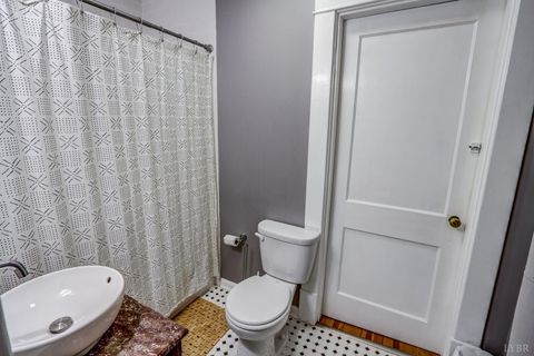 Tiny photo for 414 Norfolk Avenue, Lynchburg, VA 24503 (MLS # 363970)