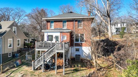 Tiny photo for 414 Norfolk Avenue, Lynchburg, VA 24503 (MLS # 363970)