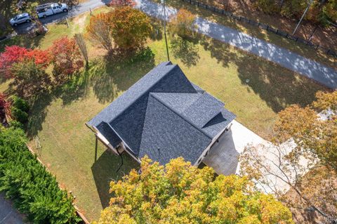 Tiny photo for 200 Overstreet Lane, Lynchburg, VA 24503 (MLS # 362874)