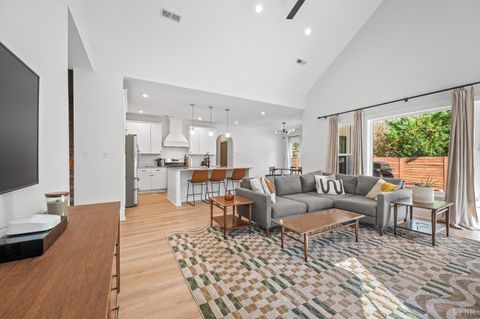 Tiny photo for 200 Overstreet Lane, Lynchburg, VA 24503 (MLS # 362874)