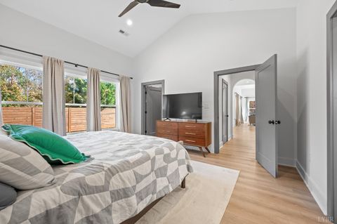 Tiny photo for 200 Overstreet Lane, Lynchburg, VA 24503 (MLS # 362874)