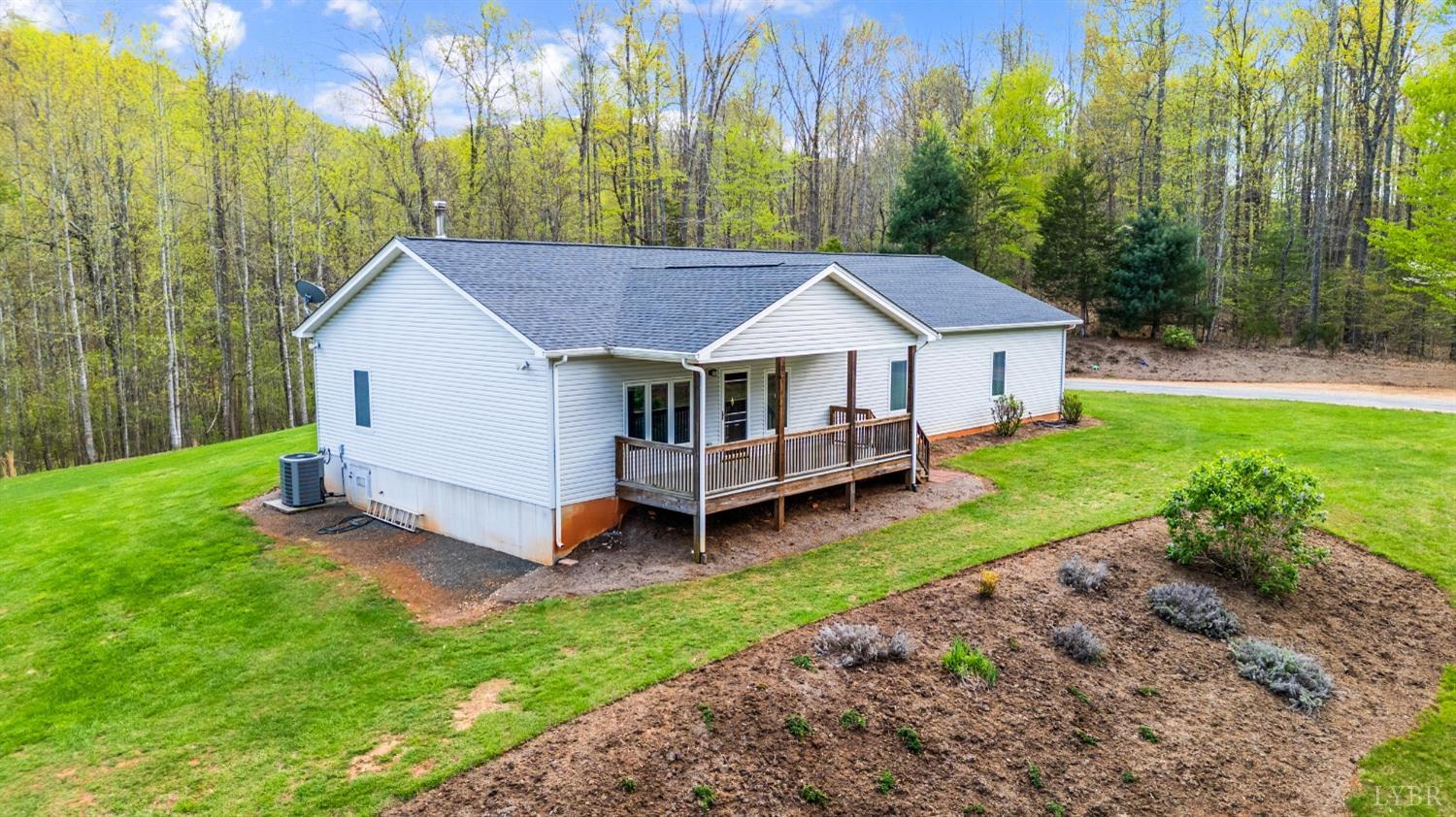 239 Little Farm Road, Amherst, Virginia image 1