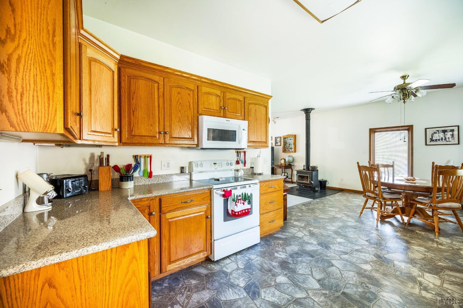 239 Little Farm Road, Amherst, Virginia image 12
