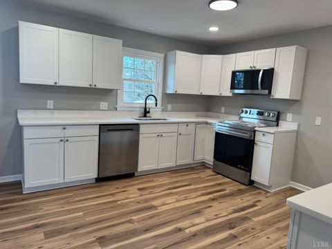 Tiny photo for 1170 Rainbow Forest Drive, Lynchburg, VA 24502 (MLS # 364633)