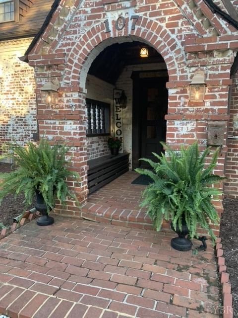 Tiny photo for 1670 Church Street St, Appomattox, VA 24522 (MLS # 356890)