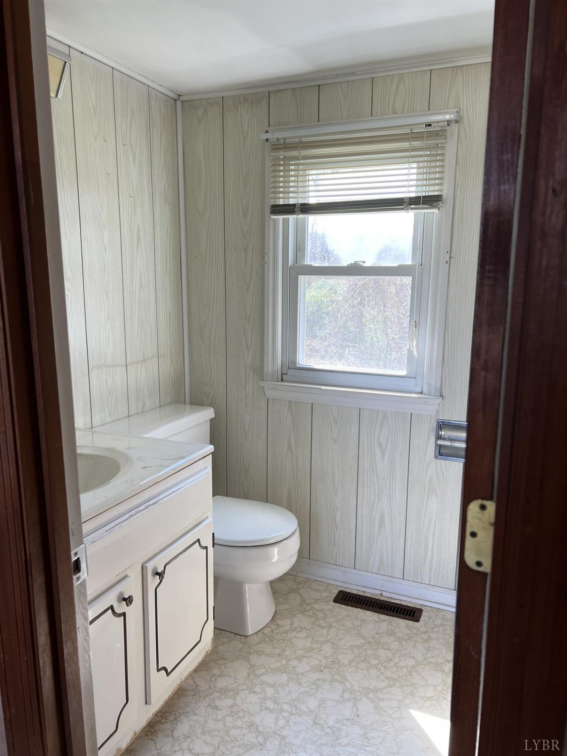 5788 E Gretna Road, Gretna, Virginia image 12
