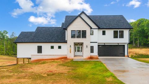 Tiny photo for 11286 Leesville Road, Evington, VA 24550 (MLS # 363086)