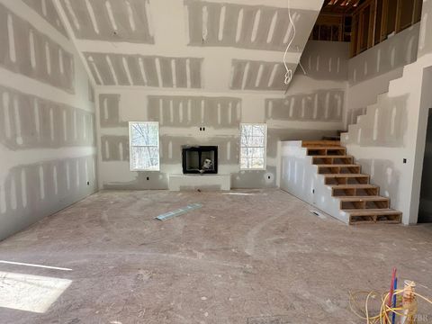 Tiny photo for 11286 Leesville Road, Evington, VA 24550 (MLS # 363086)