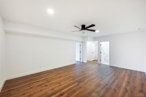 Tiny photo for 11286 Leesville Road, Evington, VA 24550 (MLS # 363086)