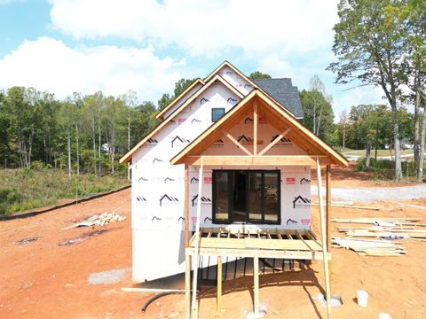 Tiny photo for 11286 Leesville Road, Evington, VA 24550 (MLS # 363086)
