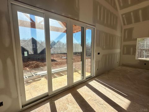 Tiny photo for 11286 Leesville Road, Evington, VA 24550 (MLS # 363086)