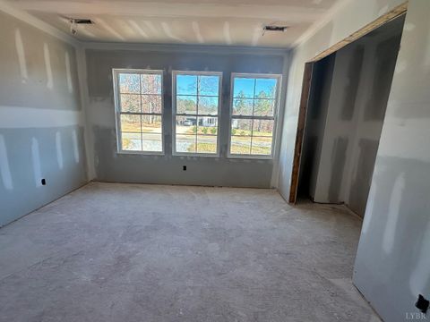 Tiny photo for 11286 Leesville Road, Evington, VA 24550 (MLS # 363086)