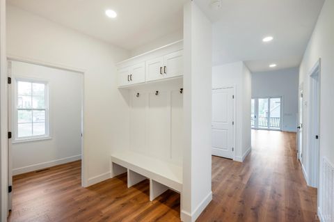 Tiny photo for 11286 Leesville Road, Evington, VA 24550 (MLS # 363086)