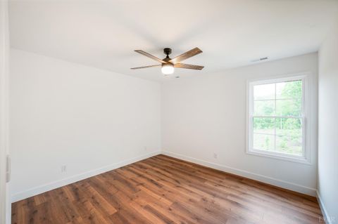 Tiny photo for 11286 Leesville Road, Evington, VA 24550 (MLS # 363086)