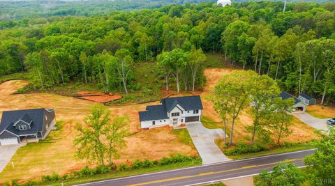 Tiny photo for 11286 Leesville Road, Evington, VA 24550 (MLS # 363086)
