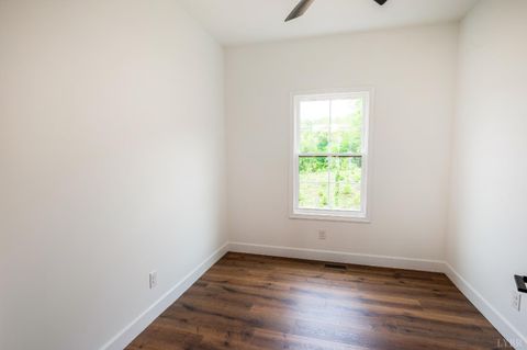 Tiny photo for 11286 Leesville Road, Evington, VA 24550 (MLS # 363086)