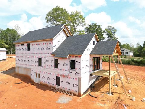 Tiny photo for 11286 Leesville Road, Evington, VA 24550 (MLS # 363086)