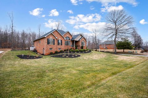 Tiny photo for 1285 Ashburn Drive, Forest, VA 24551 (MLS # 363825)