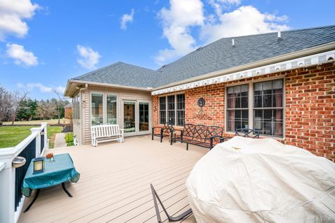 Tiny photo for 1285 Ashburn Drive, Forest, VA 24551 (MLS # 363825)