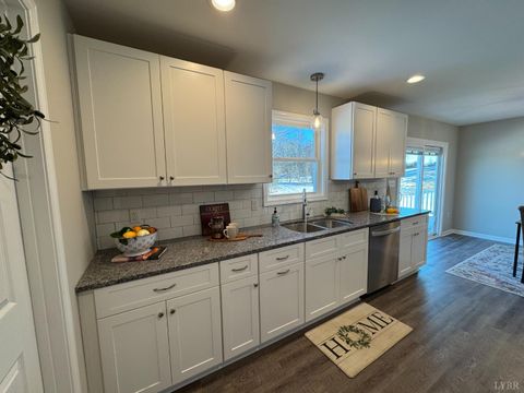 Tiny photo for 1900 Skinnell Mill Road, Bedford, VA 24523 (MLS # 364603)