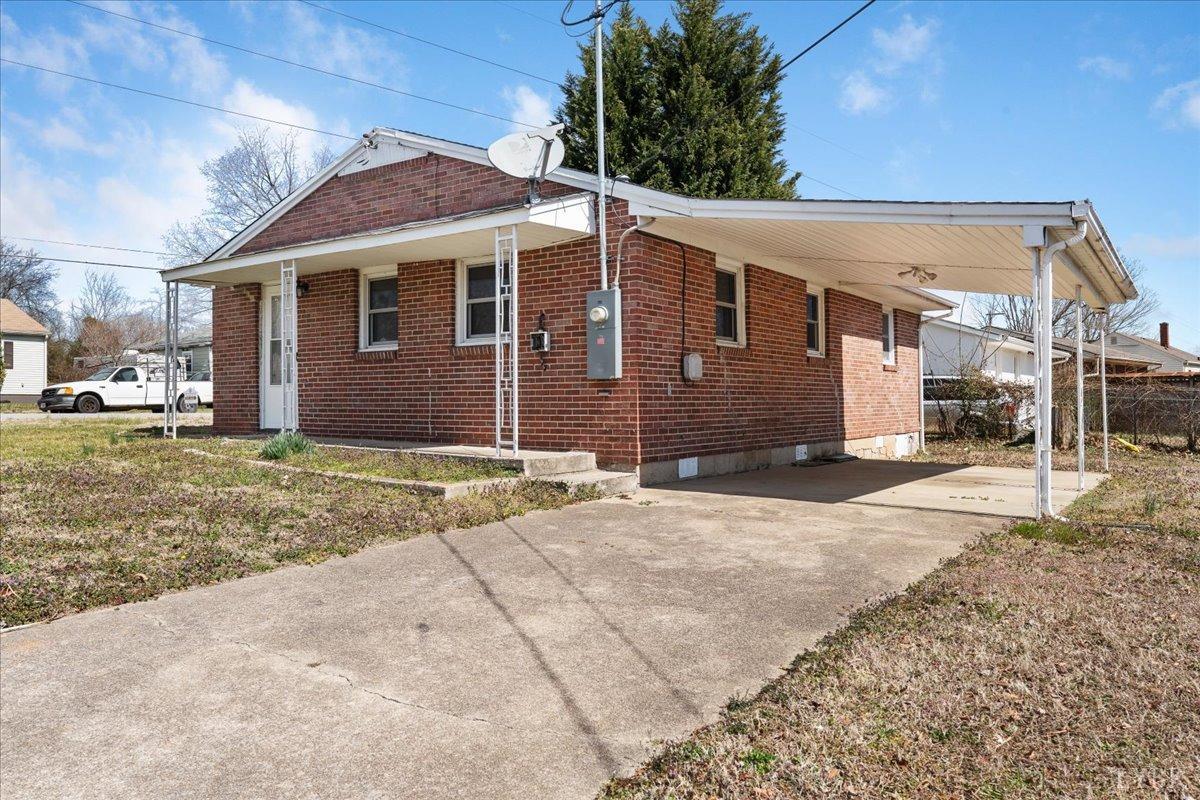 843 Hughes Street, Danville, Virginia image 21