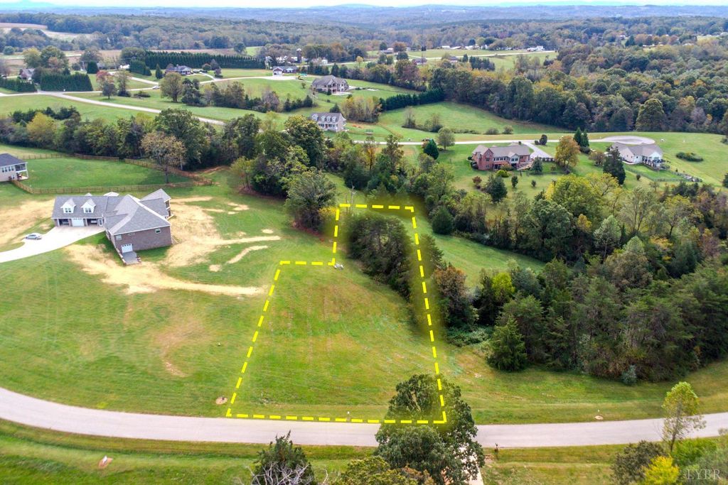 Photo for 27 Nyle Ridge Road, Wirtz, VA 24184 (MLS # 362423)