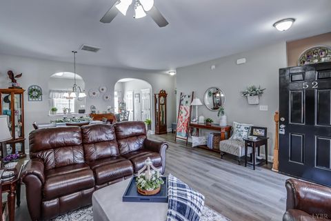 Tiny photo for 52 Logan Lane, Lynchburg, VA 24502 (MLS # 364630)