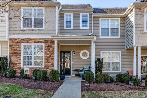 Photo of 52 Logan Lane, Lynchburg, VA 24502 (MLS # 364630)