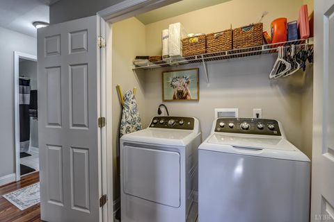 Tiny photo for 52 Logan Lane, Lynchburg, VA 24502 (MLS # 364630)