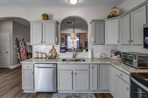 Tiny photo for 52 Logan Lane, Lynchburg, VA 24502 (MLS # 364630)