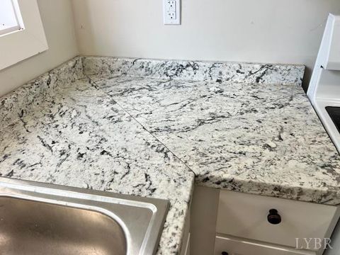 Tiny photo for 2242 Otey St. St, Lynchburg, VA 24501 (MLS # 364043)