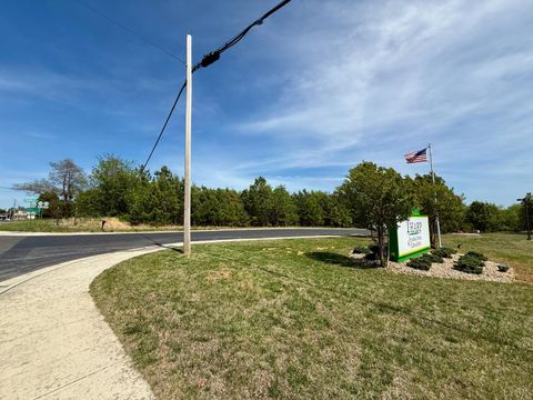 Tiny photo for 0 Commonwealth Drive, Madison Heights, VA 24572 (MLS # 365878)
