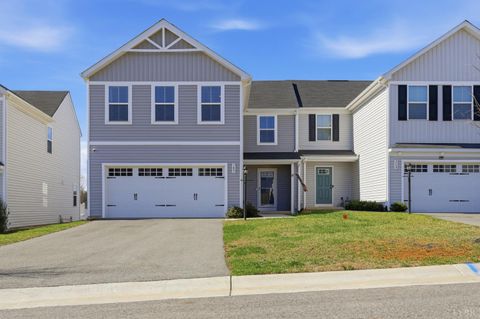 Photo of 109 Robinia Road, Lynchburg, VA 24501 (MLS # 365141)