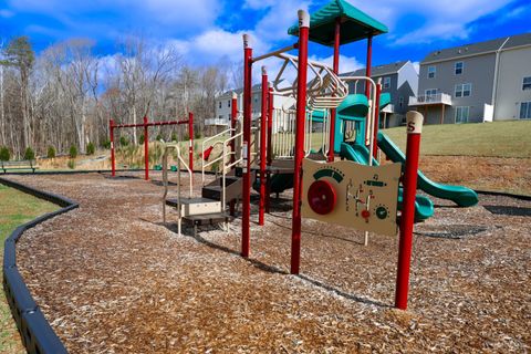 Tiny photo for 109 Robinia Road, Lynchburg, VA 24501 (MLS # 365141)