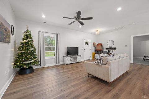 Tiny photo for 351 Down Creek Road, Brookneal, VA 24528 (MLS # 363544)